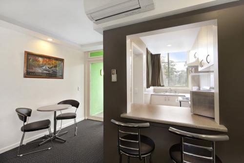 Как обставить квартиру студию 40 кв м. Квартира 40 кв. м. –, какой стиль выбрать и ка украсить в едином формате (96 фото-идей 2019 – 2019)