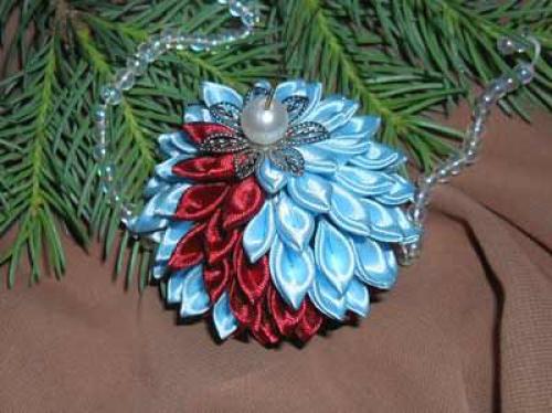 Канзаши шары на елку. Красивый шар на елку