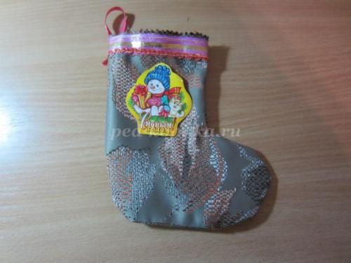 Рождественский носок своими руками. Как сшить носок для подарка 26