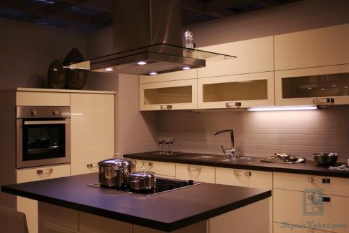 Кухня с островом и барной стойкой. Дизайн кухни с островом и его основные особенности