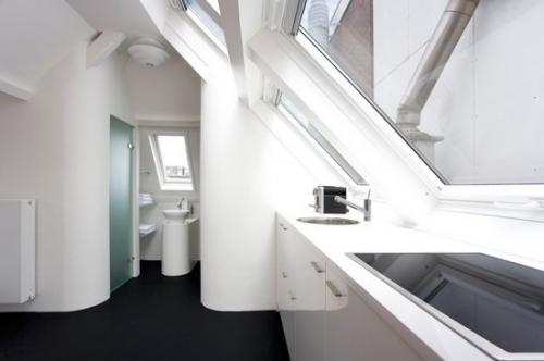 Ванная комната со скошенным потолком. Секреты оформления ванны на мансарде: что необходимо учесть