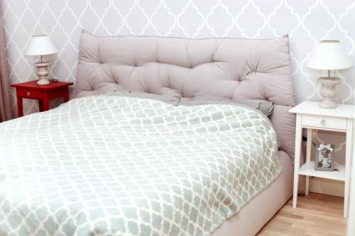 Как декорировать изголовье кровати. Как обновить и декорировать изголовье кровати 18