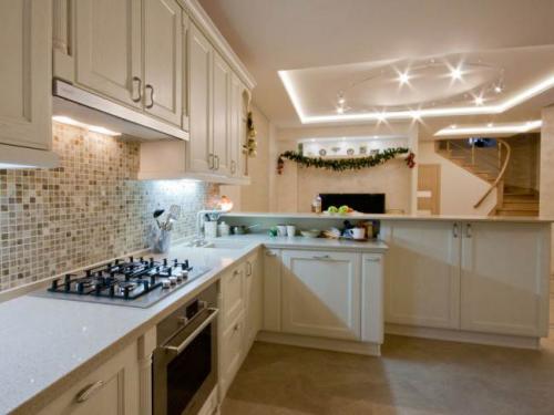 Потолок из гипсокартона в кухне-гостиной. 25 идей для подвесного потолка из гипсокартона на кухне