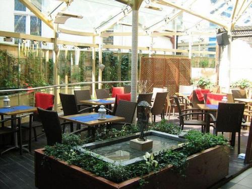 Пьяный дом польша. Кривой домик (танцующий домик) в Сопоте, Польша