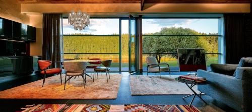 Интерьер в своем доме. Интерьер гостиной в частном доме: архитектурные особенности 14