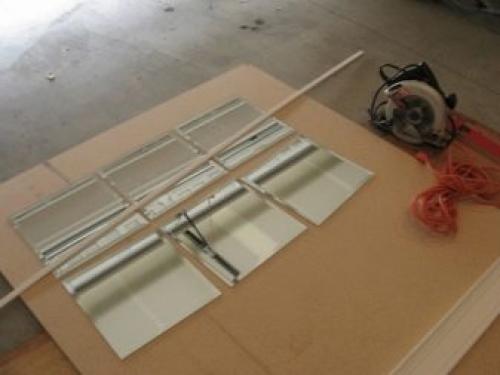 Как сделать зеркальную стену. Зеркальные стены в интерьере. Подробности и факты 07