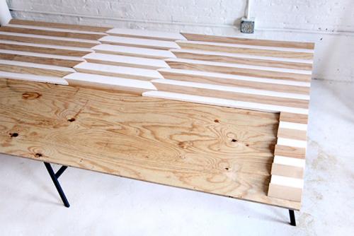 Резное изголовье кровати своими руками. Как всего за пару часов сделать изголовье для кровати своими руками