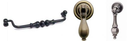 Сочетание кухонных фасадов и ручек. Основные виды кухонных ручек