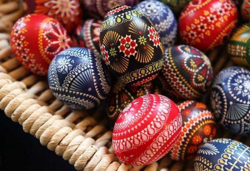 Деревянные пасхальные яйца роспись. Деревянные пасхальные яйца: шедевры, сделанные своими руками