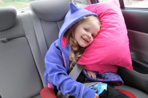 Подушки своими руками из старых вещей. Что можно сделать из старой подушки