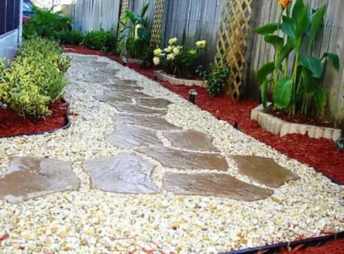 Галька вместо газона. Как создать газон из камня и щебня вместо травы