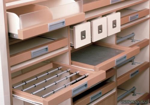 Шкаф купе в гостиной в интерьере. Шкаф-купе в гостиную 19