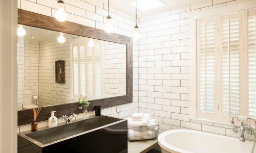 Зеркало над ванной. Что учесть при покупке зеркала