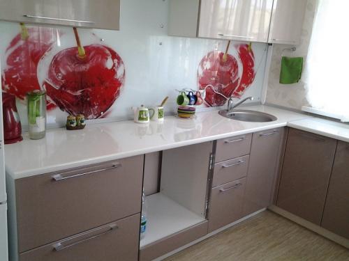 Бежевый с серым в интерьере кухни. Почему бежевый цвет так популярен в интерьере кухни