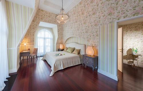 Французский флер в интерьере. История появления и основные особенности французского интерьера 17