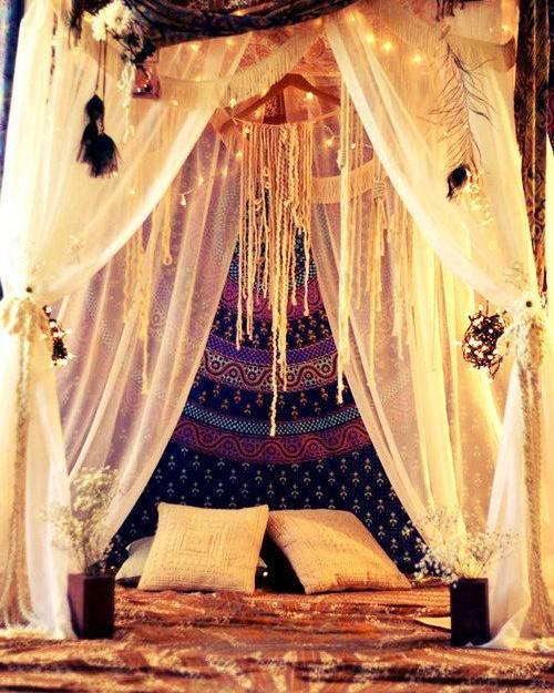 Спальня для молодоженов в брачную ночь. Первая брачная ночь – неотъемлемая часть любой свадьбы, ее кульминация. К этому важному со