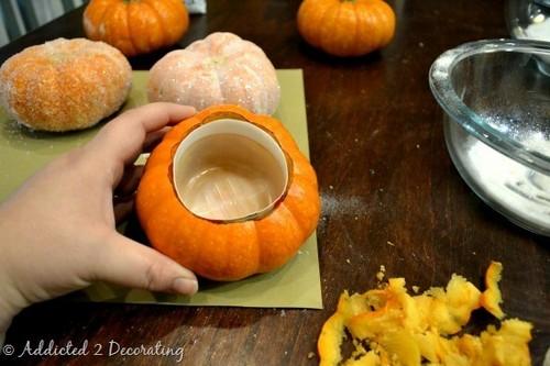 Ваза из тыквы своими. Вазы из тыквы – яркое и свежее украшение интерьера своими руками 04