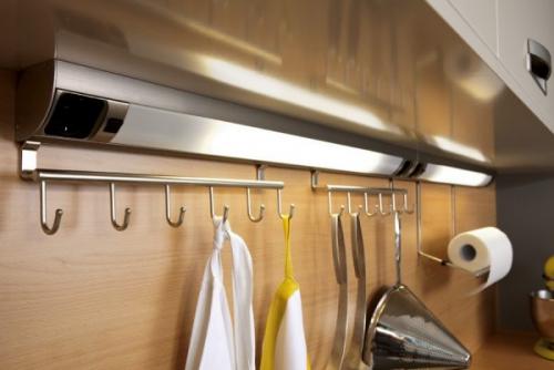 Споты в интерьере кухни. Какие виды осветительных приборов используются