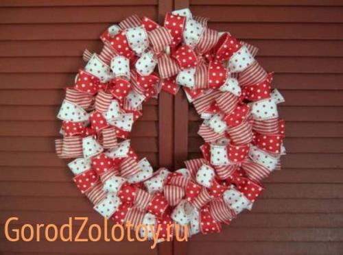 Декорации новогодние своими руками. Как украсить комнату на Новый год декором из бумаги, сделанным своими руками