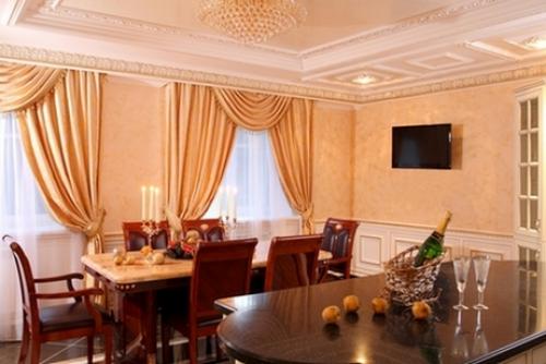 Абрикосовый цвет стен. Персиковый цвет в интерьере: где