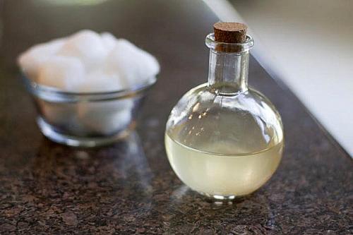 Полироль для лакированной мебели. Полировка мебели: выбор подходящего народного средства