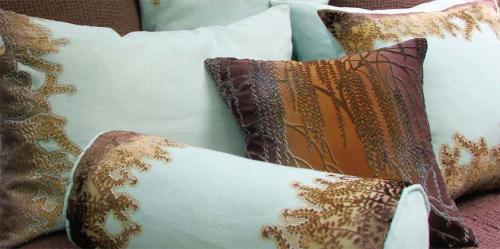 Как оформить диванные подушки своими руками. Как освежить интерьер с помощью подушек 02