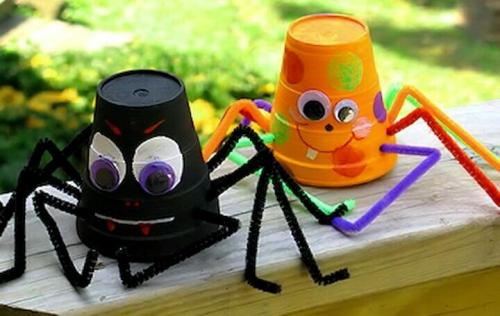 Поделки своими руками из подручных материалов для школы. Поделки из бросового материала своими руками