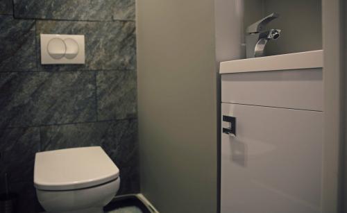 Раздельный санузел планировка. Разделённый или совмещённый санузел: что выбрать