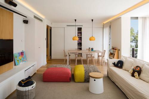 Настенные споты в интерьере. Зональное свечение