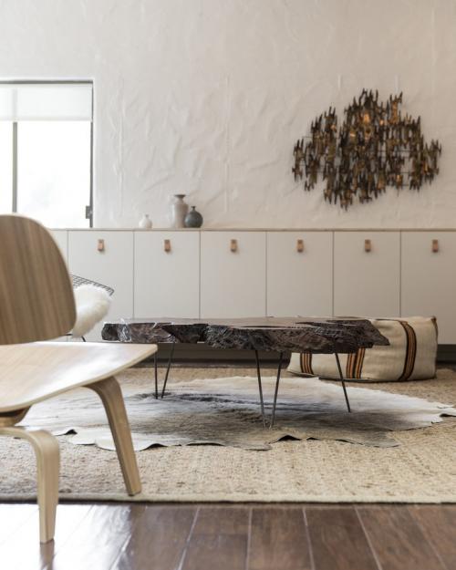 Шкура коровы в интерьере. Самые популярные шкуры для украшения интерьера 01