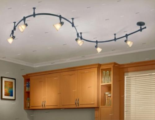 Споты в интерьере кухни. Какие виды осветительных приборов используются