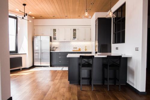 Кухня в английском стиле. Наш проект – Кухня в английском стиле с двойной рамкой