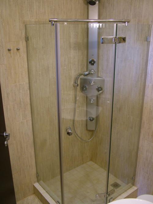 Душевая кабина в спальне. Душевая кабина своими руками — Легкие и качественные варианты для каждого! +73 фото