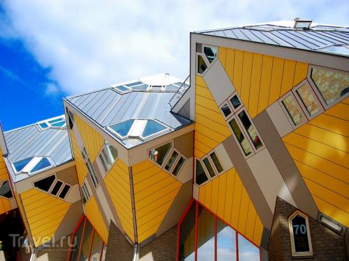 Кубические дома. Жизнь по наклонной: дома-кубы в Роттердаме