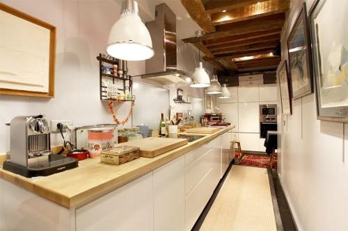 Кухня в парижском стиле. Основные черты французского стиля в дизайне помещений 14