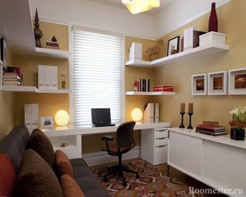 Интерьер маленького кабинета. Световое дополнение