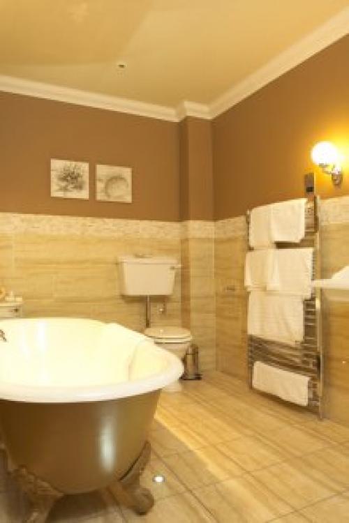 Сочетание бежевого и серого в ванной. Используем другие оттенки