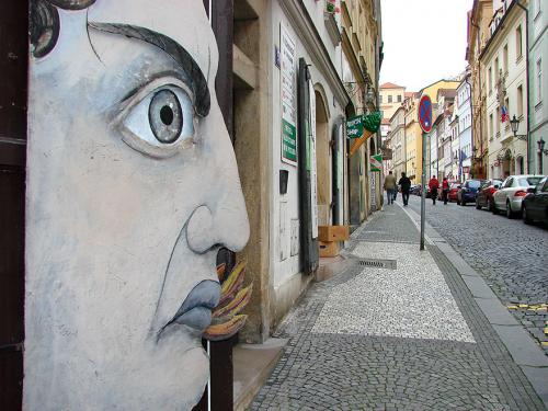 Граффити на стенах квартиры. Граффити делает веселее серые городские кварталы – потрясающая подборка интересных работ уличных художников