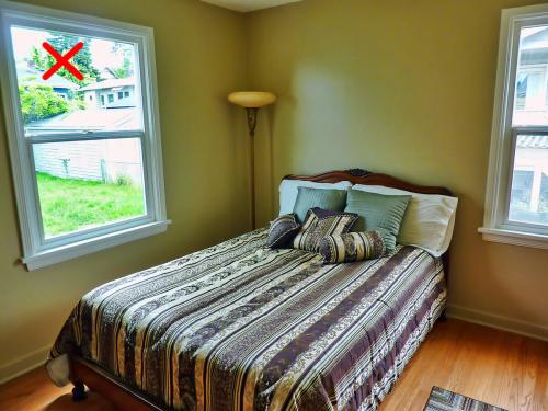 Акцентная стена в маленькой спальне. 6 ошибок в интерьере спальни, которые допускают почти все