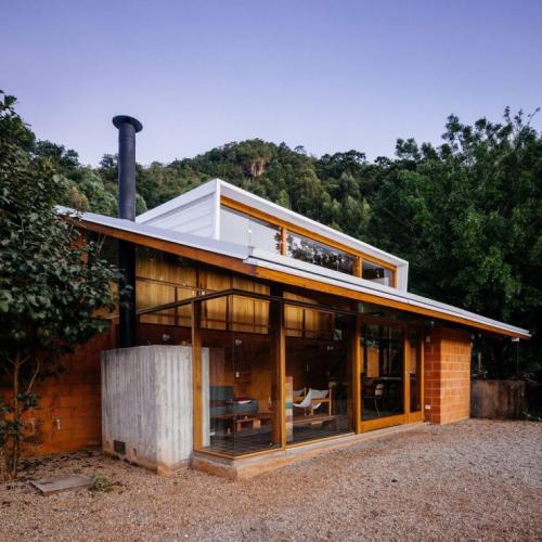 Дома на склонах. Дом на склоне (62 фото) — идеи создания креативного дизайна современного дома