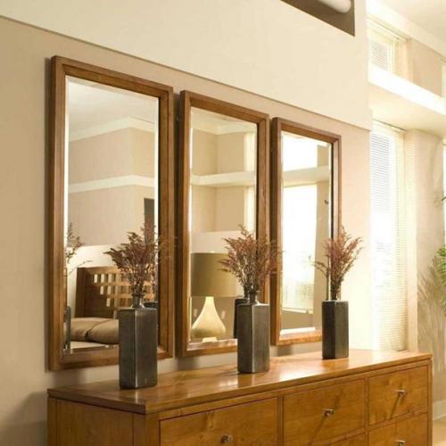 Оформить стену зеркалами. 6 приемов украшения стен зеркалами