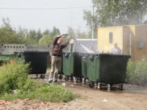 Мусорные контейнеры металлические .  Металлические контейнеры 07