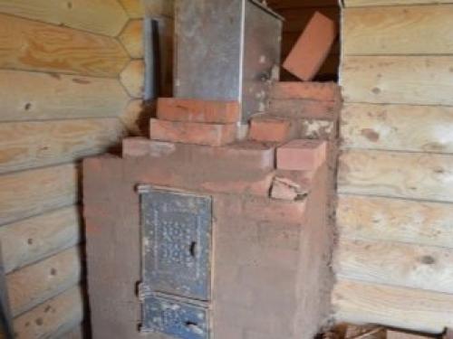 Каменка для бани кирпичная. Кирпичные печи с каменкой и с баком 11