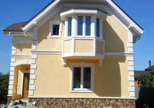 Наружная отделка дома декоративной штукатуркой. Отделка фасада штукатуркой — подробное описание технологии декорирования своими руками (90 фото)