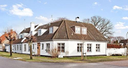 Цвета дома фасад. Основные правила и рекомендации по подбору цвета отделки фасада 07 Цвета дома фасад. Основные правила и рекомендации по подбору цвета отделки фасада 07