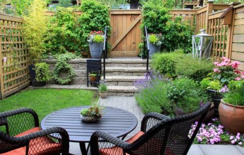 Как обустроить маленький садовый участок. Идеи и варианты ландшафтного дизайна на маленьком участке перед домом