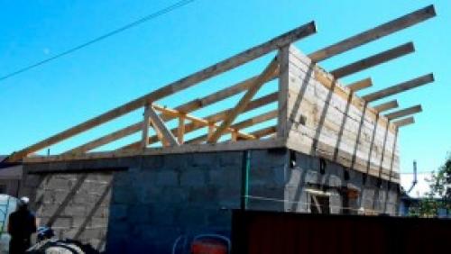 Гараж с односкатной крышей проекты. Как выполнить односкатную крышу 10