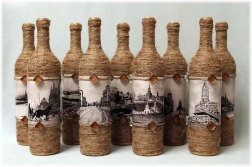 Бутылки в интерьере. Способы декорирования стеклянных бутылок для помещений в разном стиле 30