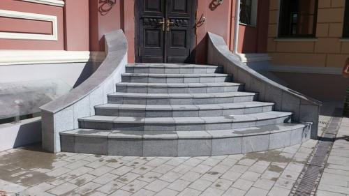 Полукруглое крыльцо из металла. Крыльцо — идеи строительства своими руками. 120 фото лучших проектов современности