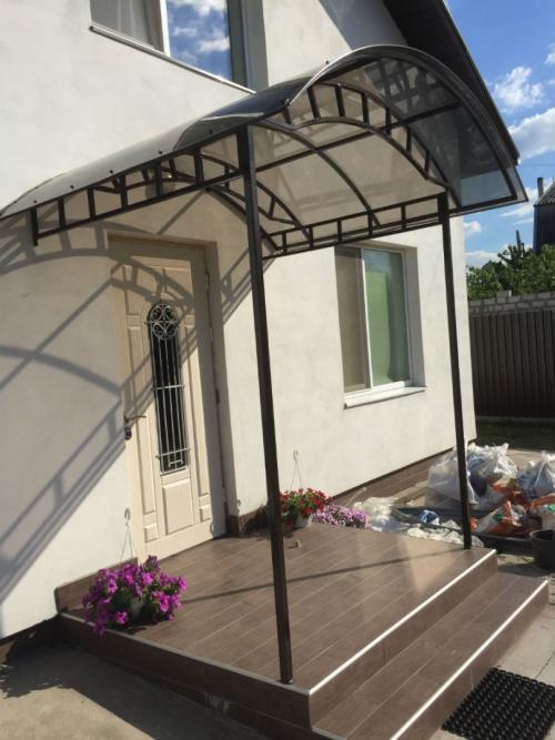 Легкие Навесы из поликарбоната. Навесы из поликарбоната — обзор лучших проектов и особенности выбора красивых идей оформления для навеса (105 фото)